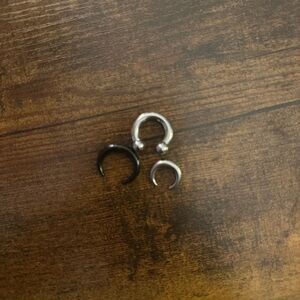 Three 6g septum rings